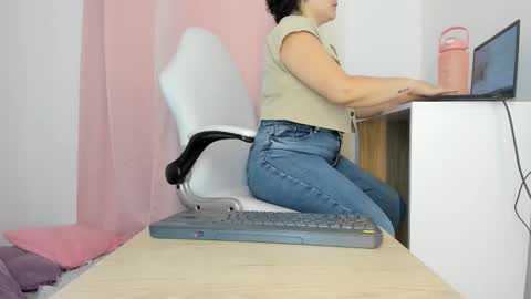 Katty online show from December 16, 7:08 pm