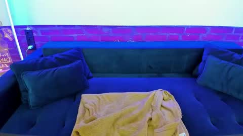 Katty online show from November 21, 7:40 am