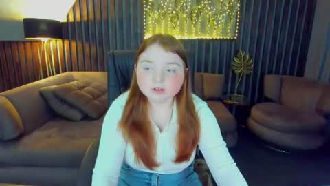 Snapshot of katty_rose8 chatting on August 4, 5:32 am Katty online show from August 4, 5:32 am