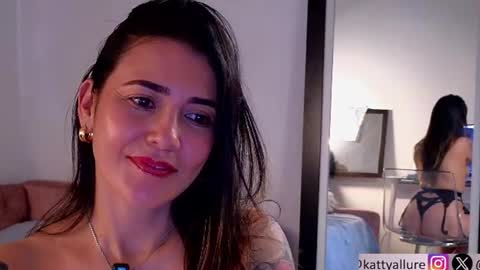 Snapshot of kattyallure chatting on June 28, 6:03 pm Katty online show from June 28, 6:03 pm