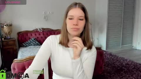 kattybellyr online show from April 24, 3:47 pm