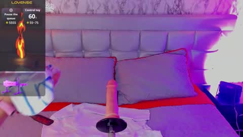 Snapshot of kattyskinnyy chatting on November 6, 4:41 pm Katty online show from November 6, 4:41 pm