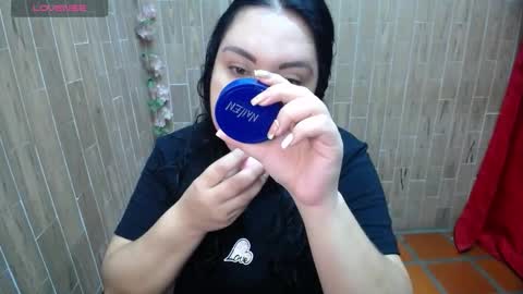 Snapshot of katy2425 chatting on January 10, 12:56 am Katy online show from January 10, 12:56 am
