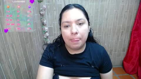Snapshot of katy2425 chatting on February 18, 3:19 pm Katy online show from February 18, 3:19 pm