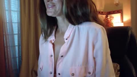 Snapshot of katy_mmm chatting on October 23, 11:14 pm Katy online show from October 23, 11:14 pm