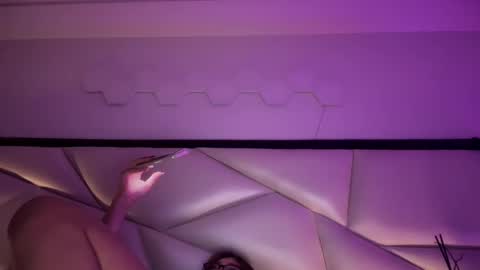 Emily online show from November 26, 2:01 am