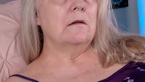 Snapshot of katy_nicole chatting on July 14, 2:16 am katy_nicole online show from July 14, 2:16 am