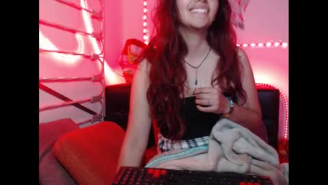 Snapshot of katy_queen chatting on December 17, 5:35 am Katy online show from December 17, 5:35 am