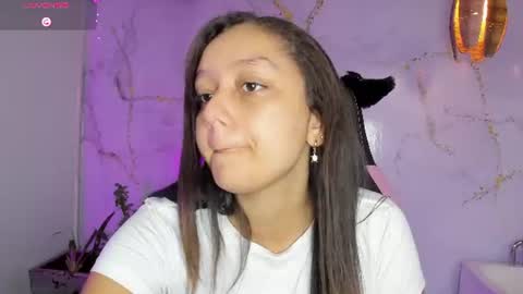 Snapshot of katy_sweet19 chatting on July 28, 10:32 am Katy online show from July 28, 10:32 am