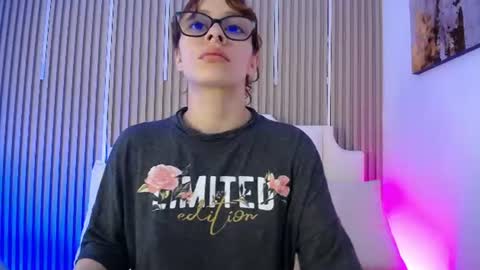 Katy Van online show from July 11, 8:33 pm