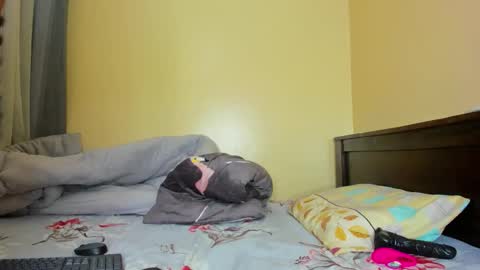 Katy online show from November 12, 8:30 pm