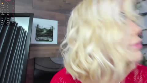 Snapshot of katyablonding chatting on February 4, 1:06 pm salo online show from February 4, 1:06 pm