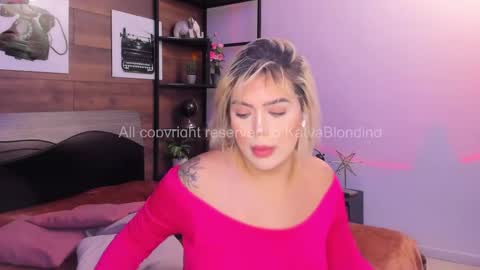 Snapshot of katyablonding chatting on September 11, 3:12 pm salo online show from September 11, 3:12 pm