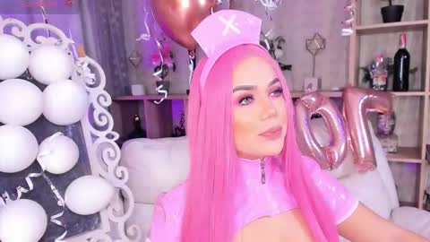 Snapshot of katyablonding chatting on November 15, 4:03 pm salo online show from November 15, 4:03 pm