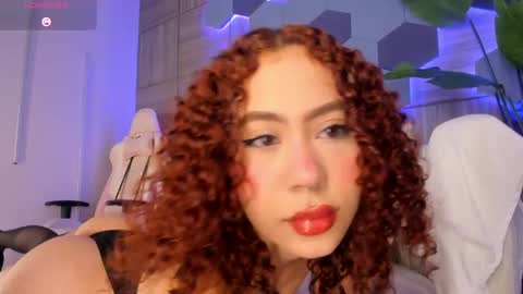 Snapshot of katyakozlov chatting on May 14, 8:26 pm online show from May 14, 8:26 pm