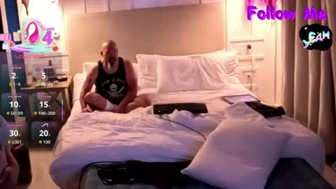 katycouple69 online show from April 24, 2:14 am