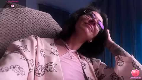Snapshot of katykar chatting on May 19, 7:09 pm katykar online show from May 19, 7:09 pm