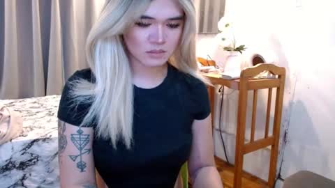 katykiat online show from July 4, 5:30 pm