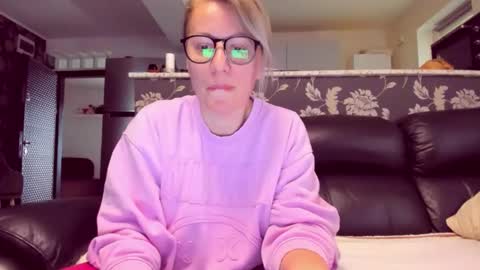 Katy online show from April 30, 8:20 am