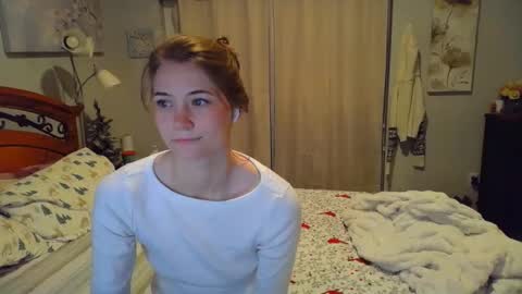 Snapshot of katynowhere chatting on January 1, 1:04 am Katy online show from January 1, 1:04 am