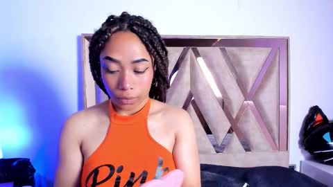 katyortiz online show from October 23, 11:31 am