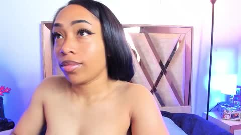 katyortiz online show from December 20, 11:39 am