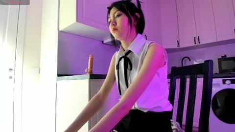 Snapshot of kawai_mai chatting on June 23, 2:48 pm mai online show from June 23, 2:48 pm