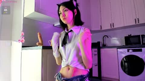 Snapshot of kawai_mai chatting on June 25, 3:05 pm mai online show from June 25, 3:05 pm