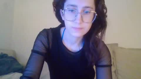 Snapshot of kawaii_snowflake chatting on July 7, 12:02 am kawaii snowflake online show from July 7, 12:02 am
