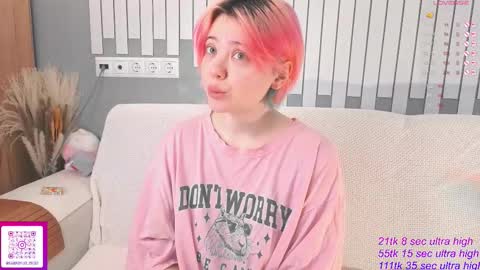 Yuki  online show from November 3, 7:42 am