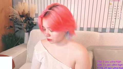 Yuki  online show from December 5, 6:33 am