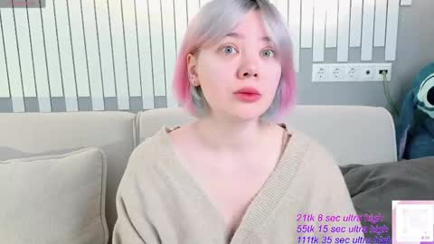 Yuki  online show from May 15, 3:57 am