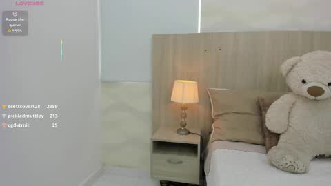   online show from September 29, 11:26 am