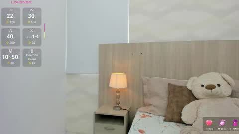   online show from October 7, 11:18 am