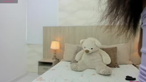   online show from October 17, 11:24 am