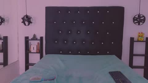 Cattleya stone online show from January 30, 9:47 am