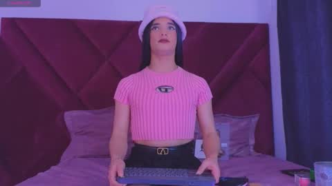 Cattleya stone online show from October 4, 10:02 am