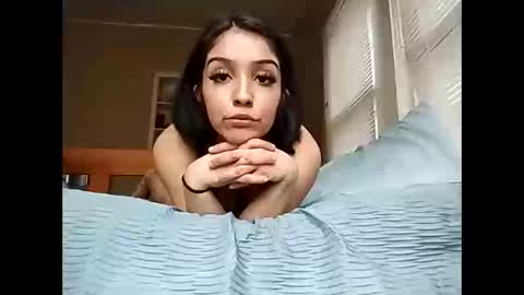 kaybaby2002 online show from April 23, 7:27 pm