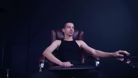 Snapshot of kaydendrew chatting on December 14, 5:35 am KaydenDrew online show from December 14, 5:35 am