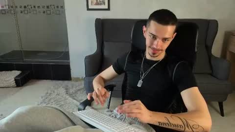 KaydenDrew online show from June 23, 4:21 am