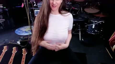 Kayla online show from May 6, 1:38 pm