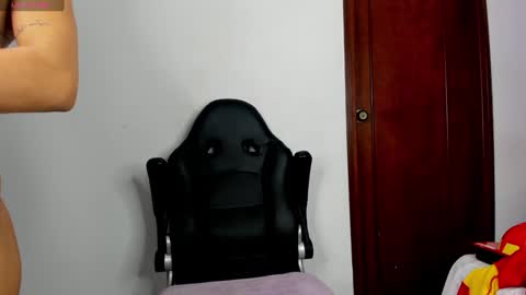 KAYLA BATISTA online show from December 18, 2:38 pm