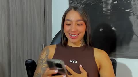 Kayla Batista INDEPENDENT ACCOUNT online show from January 14, 3:01 am