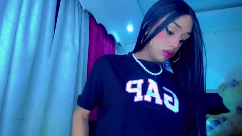 kayla_sexx online show from April 30, 11:53 pm