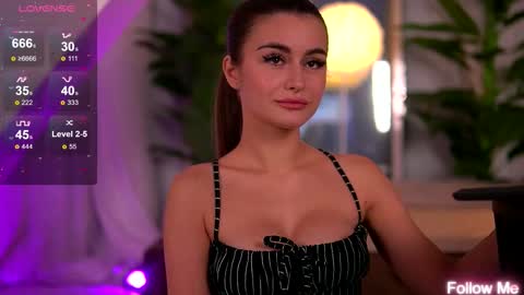 kaylabray online show from November 14, 5:06 am