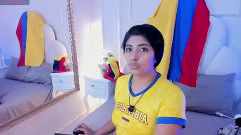Snapshot of kaylachannell chatting on June 24, 4:22 am kaylachannell online show from June 24, 4:22 am