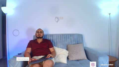 KAYLA  Damian online show from March 3, 7:36 am