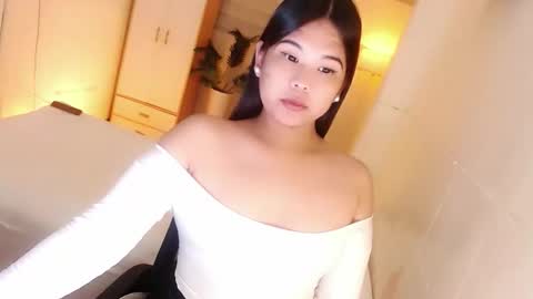 Y O U R        F U T U R E       K A Y L E E  online show from November 5, 11:32 am