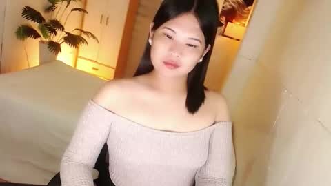 Y O U R        F U T U R E       K A Y L E E  online show from November 28, 6:43 pm