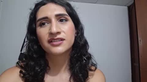 Snapshot of kayleesims_ chatting on November 10, 8:57 am Kaylee Sims online show from November 10, 8:57 am